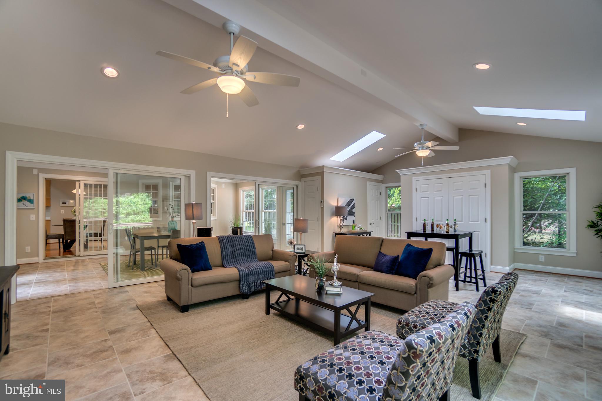 7810 Creekside View Lane Springfield, VA 22153 - Photo 10 of 30 One of a kind Florida room!