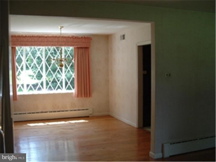 3370 Masons Mill Road Huntingdon Valley, PA 19006 - Photo 11 of 22 Gallery Image 11
