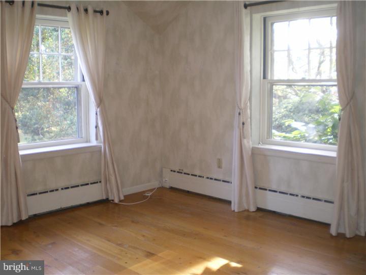 3370 Masons Mill Road Huntingdon Valley, PA 19006 - Photo 15 of 22 Gallery Image 15