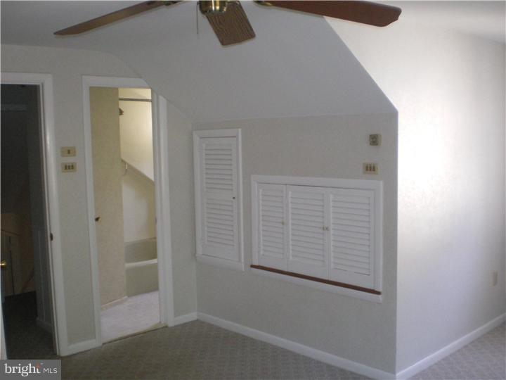 3370 Masons Mill Road Huntingdon Valley, PA 19006 - Photo 17 of 22 Gallery Image 17