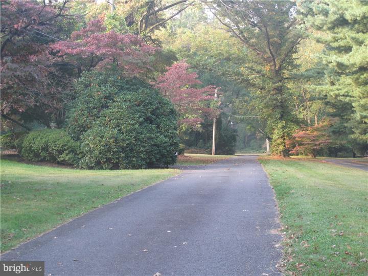 3370 Masons Mill Road Huntingdon Valley, PA 19006 - Photo 5 of 22 Gallery Image 5