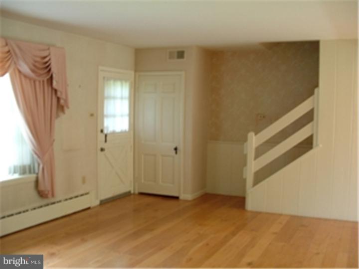3370 Masons Mill Road Huntingdon Valley, PA 19006 - Photo 9 of 22 Gallery Image 9