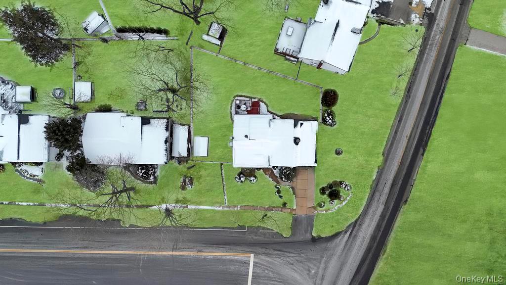 178 Gerhard Road Plainview, NY 11803 - Photo 3 of 19