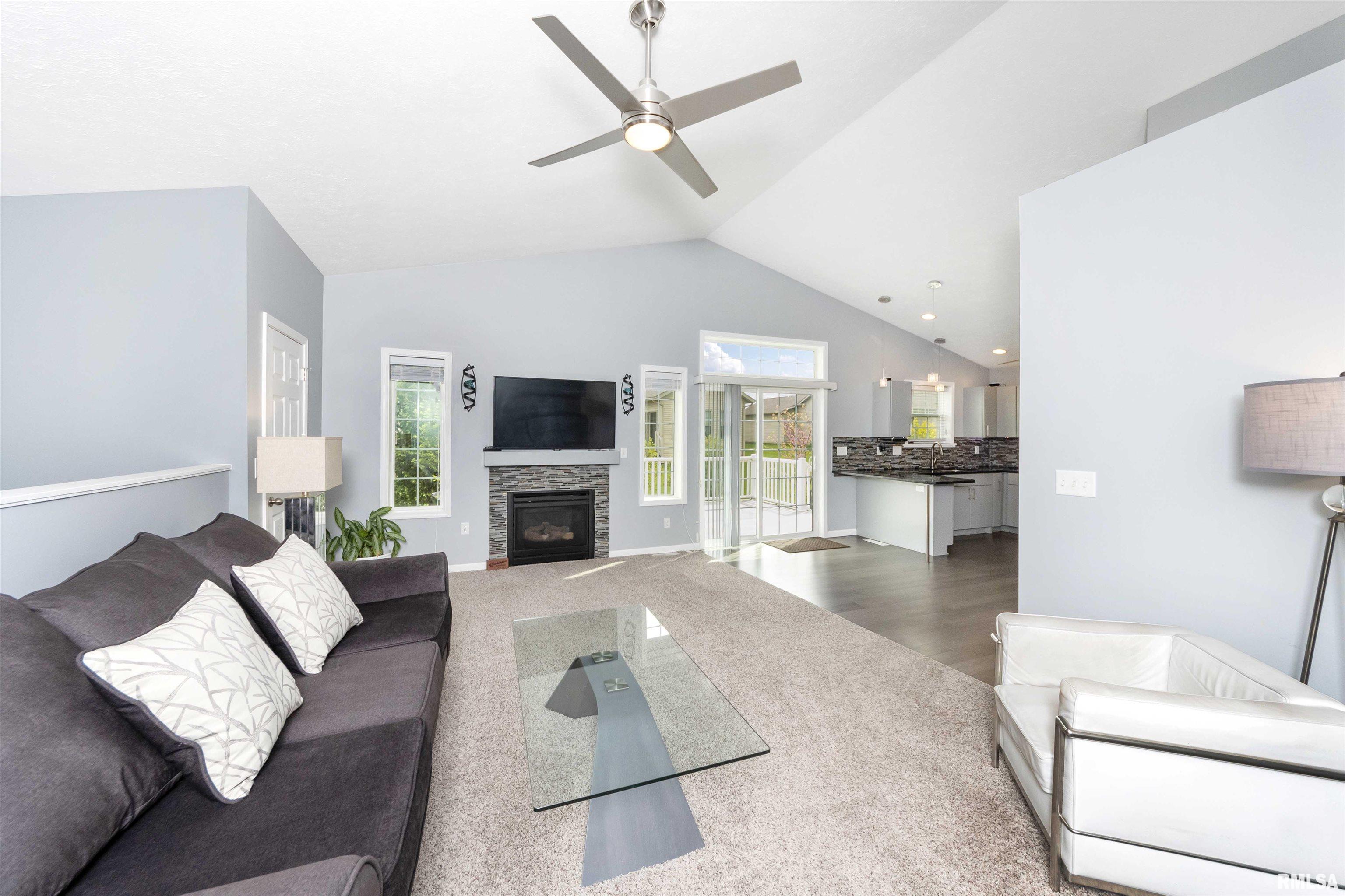 604 Dallas Road Washington, IL 61571 - Photo 22 of 49 Gallery Image 22