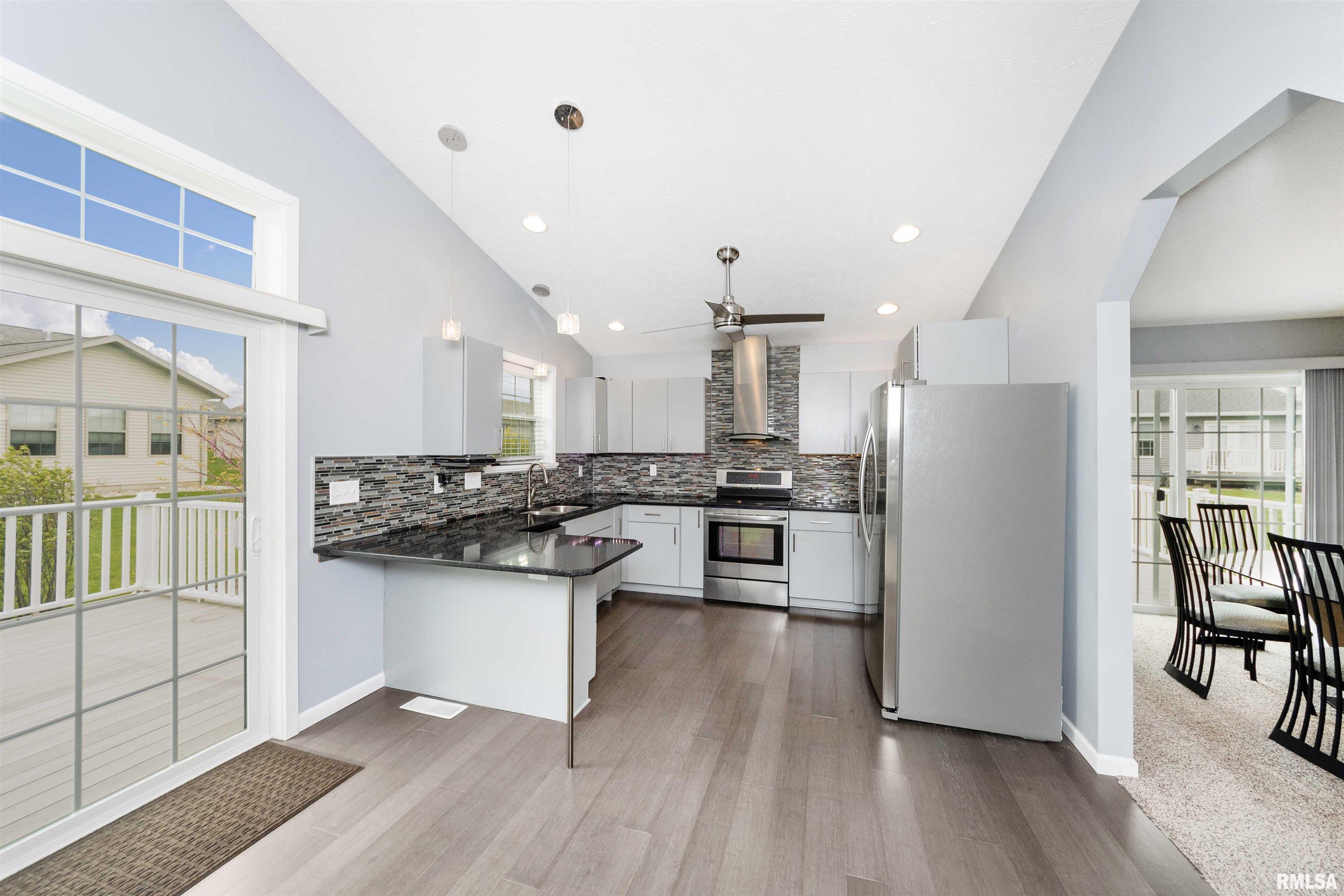 604 Dallas Road Washington, IL 61571 - Photo 25 of 49 Gallery Image 25
