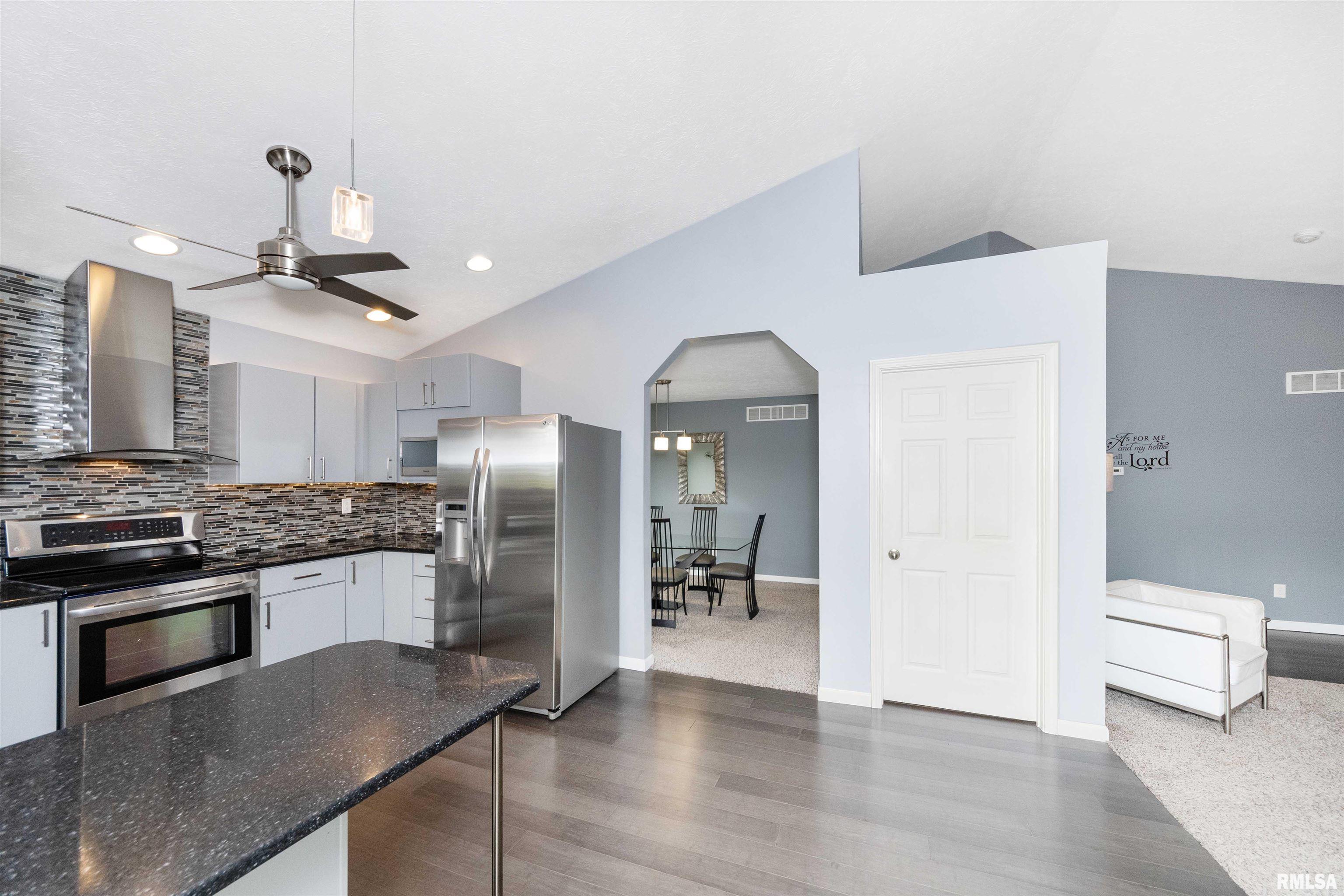 604 Dallas Road Washington, IL 61571 - Photo 26 of 49 Gallery Image 26