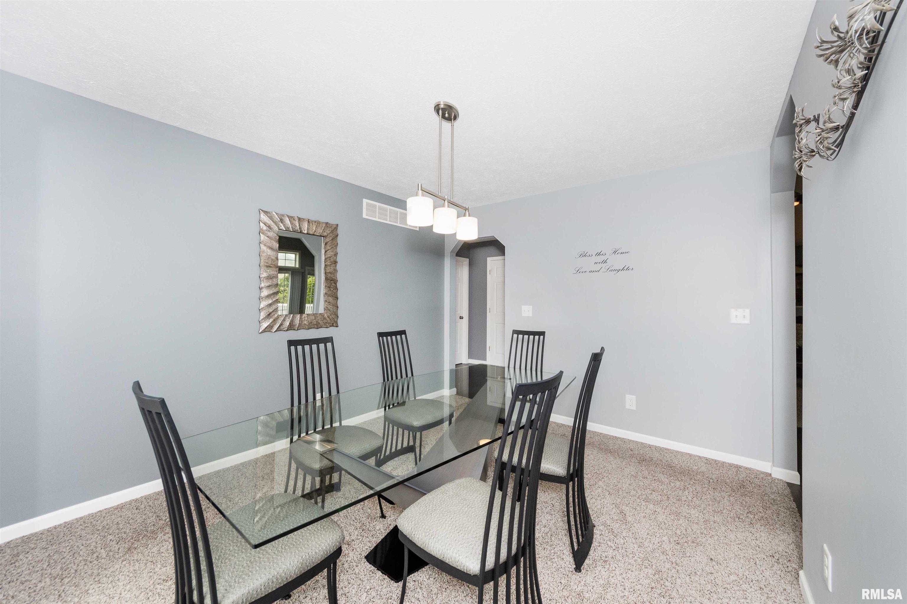 604 Dallas Road Washington, IL 61571 - Photo 30 of 49 Gallery Image 30
