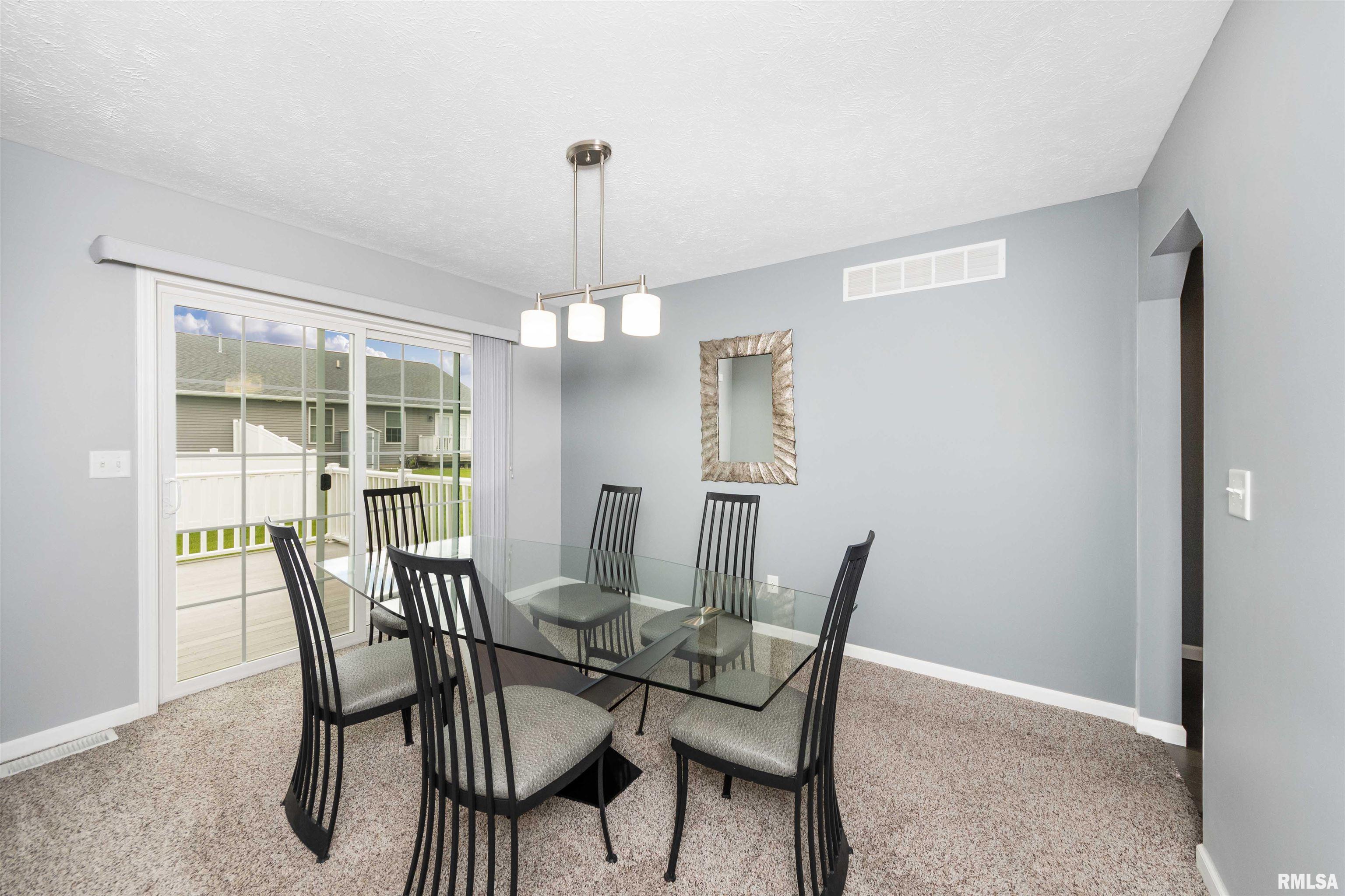 604 Dallas Road Washington, IL 61571 - Photo 31 of 49 Gallery Image 31
