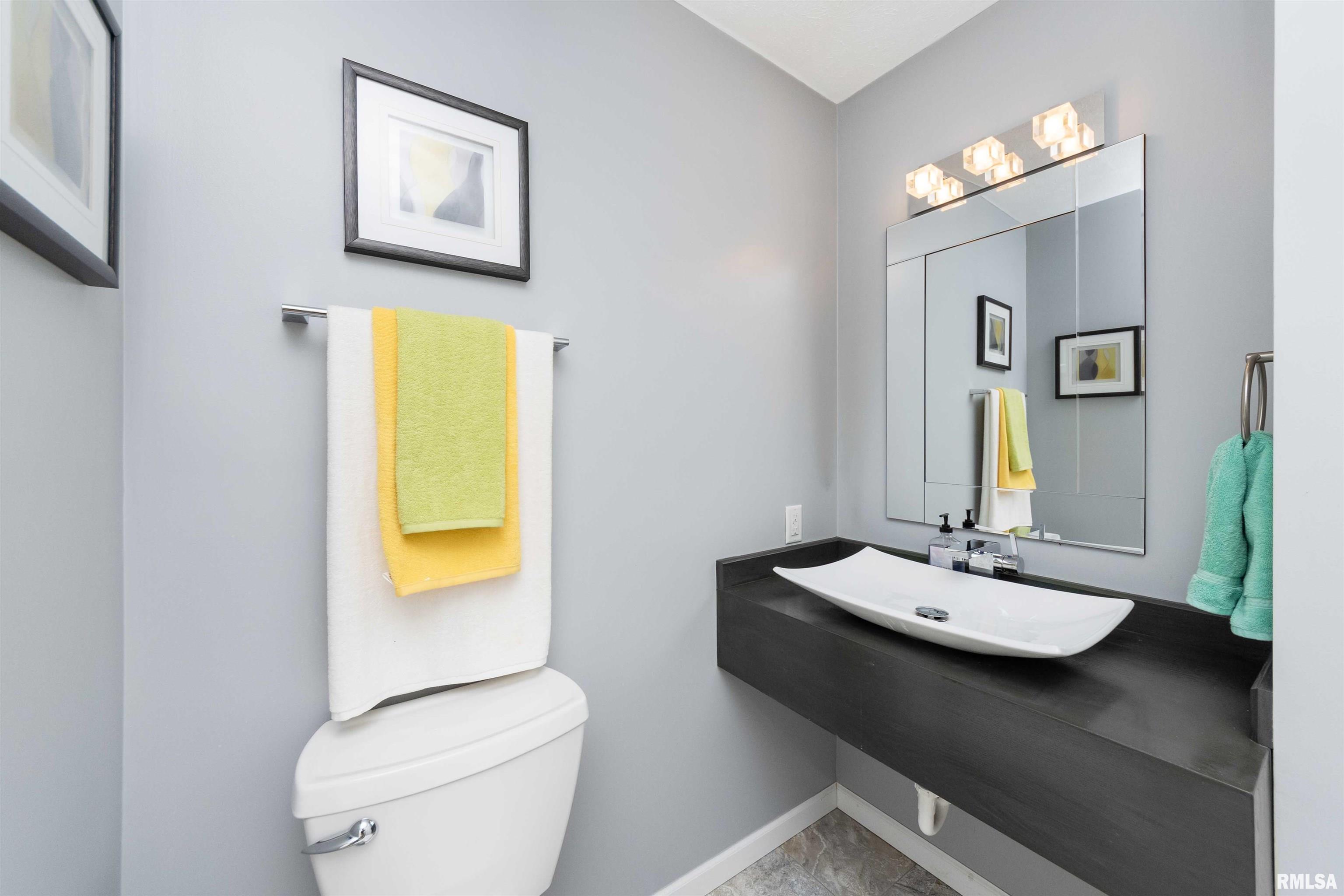 604 Dallas Road Washington, IL 61571 - Photo 33 of 49 Gallery Image 33