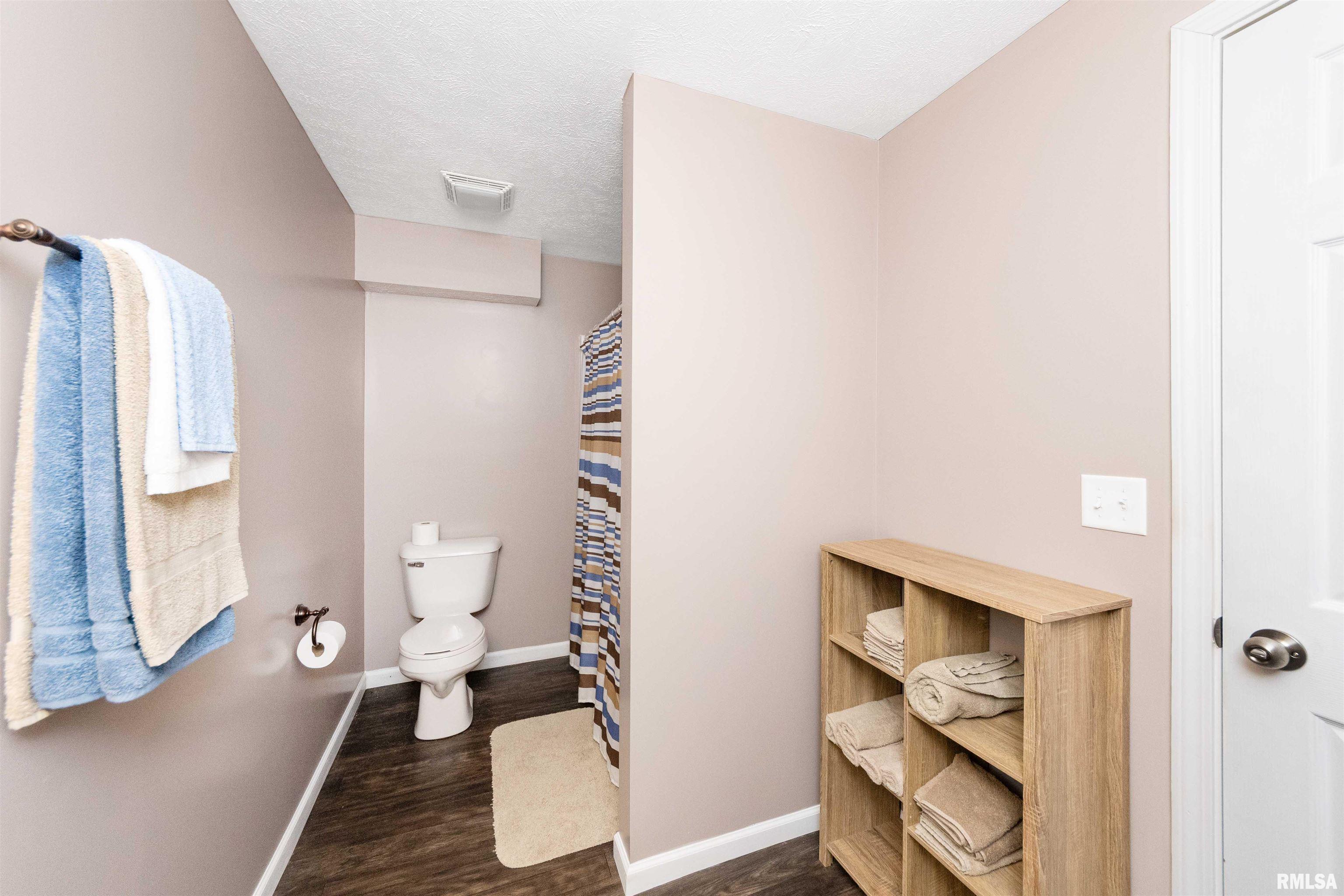 604 Dallas Road Washington, IL 61571 - Photo 44 of 49 Gallery Image 44