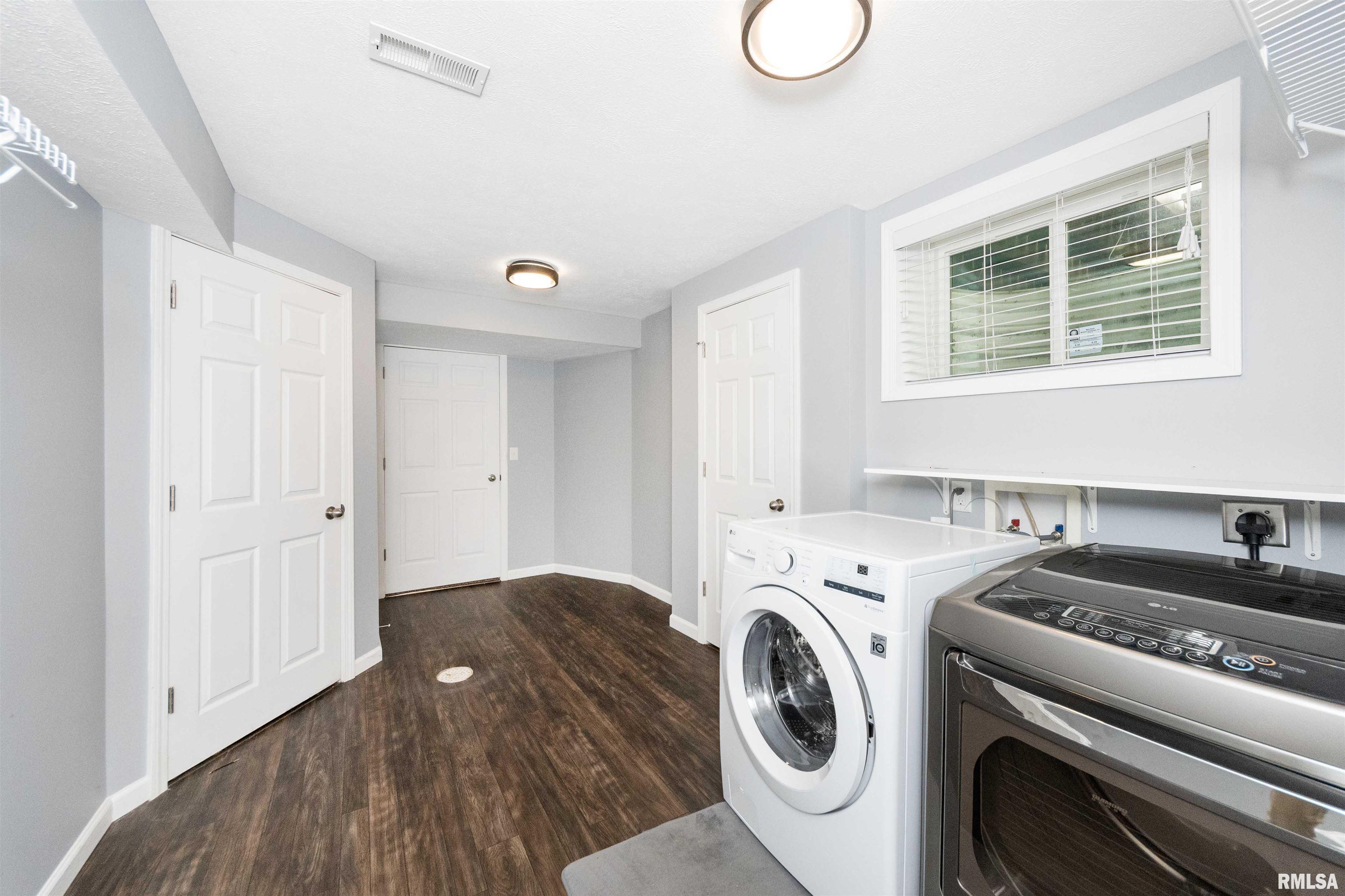 604 Dallas Road Washington, IL 61571 - Photo 46 of 49 Gallery Image 46