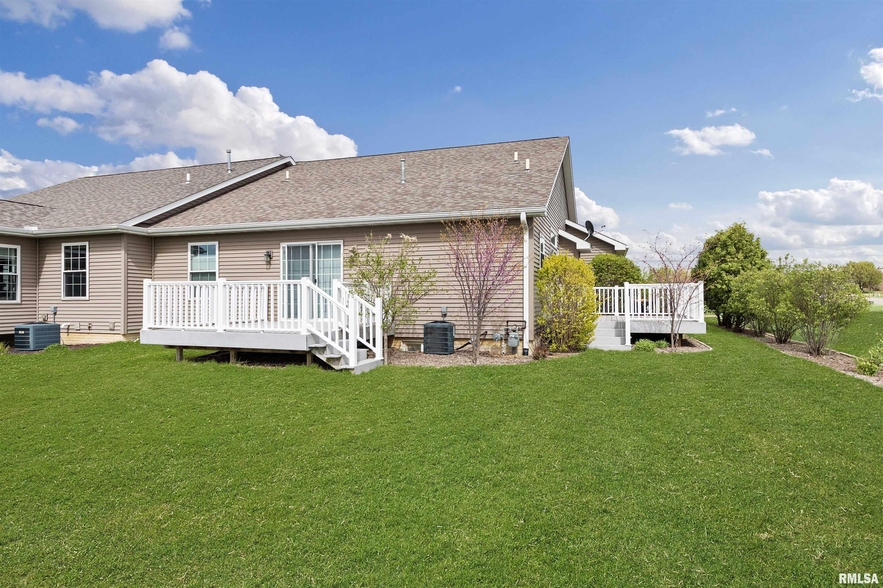 604 Dallas Road Washington, IL 61571 - Photo 5 of 49 Gallery Image 5
