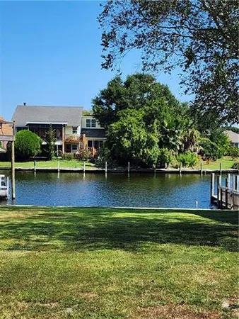 $1,950 | 870 A Marina Drive, Unit A, Slidell, LA 70458