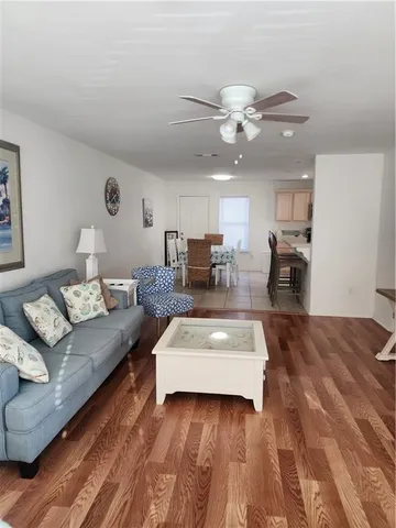 $1,950 | 870 A Marina Drive, Unit A, Slidell, LA 70458