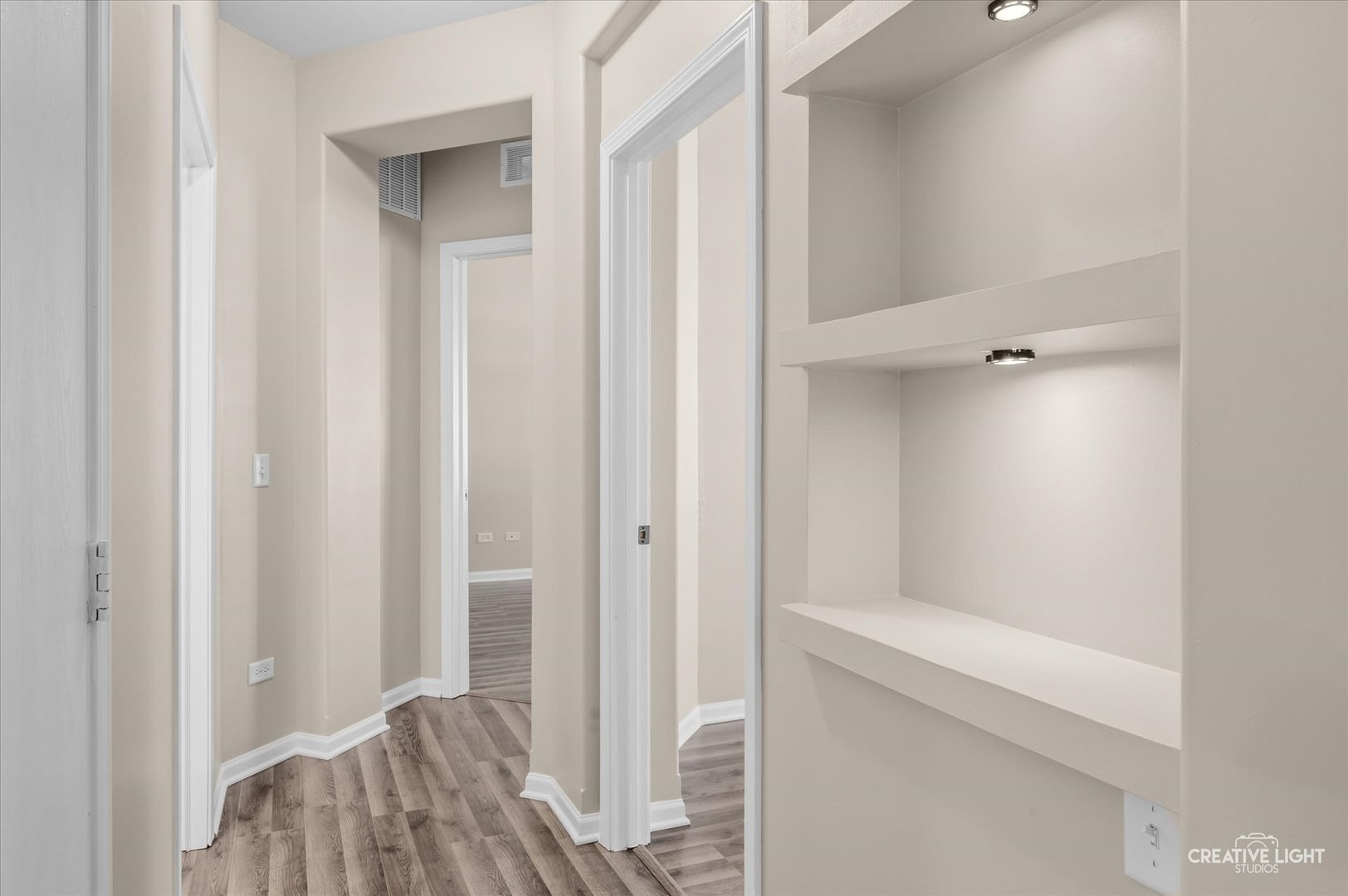 8814 Concord Lane, Unit H Justice, IL 60458 - Photo 8 of 17 a view of bedroom