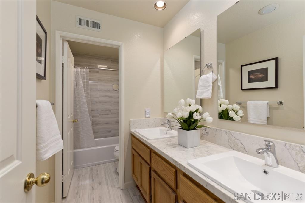 13115 Valewood Road Poway, CA 92064 - Photo 14 of 25