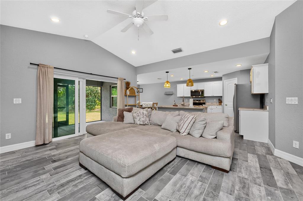 310 Albatross Road Rotonda West, FL 33947 - Photo 12 of 48 Gallery Image 12