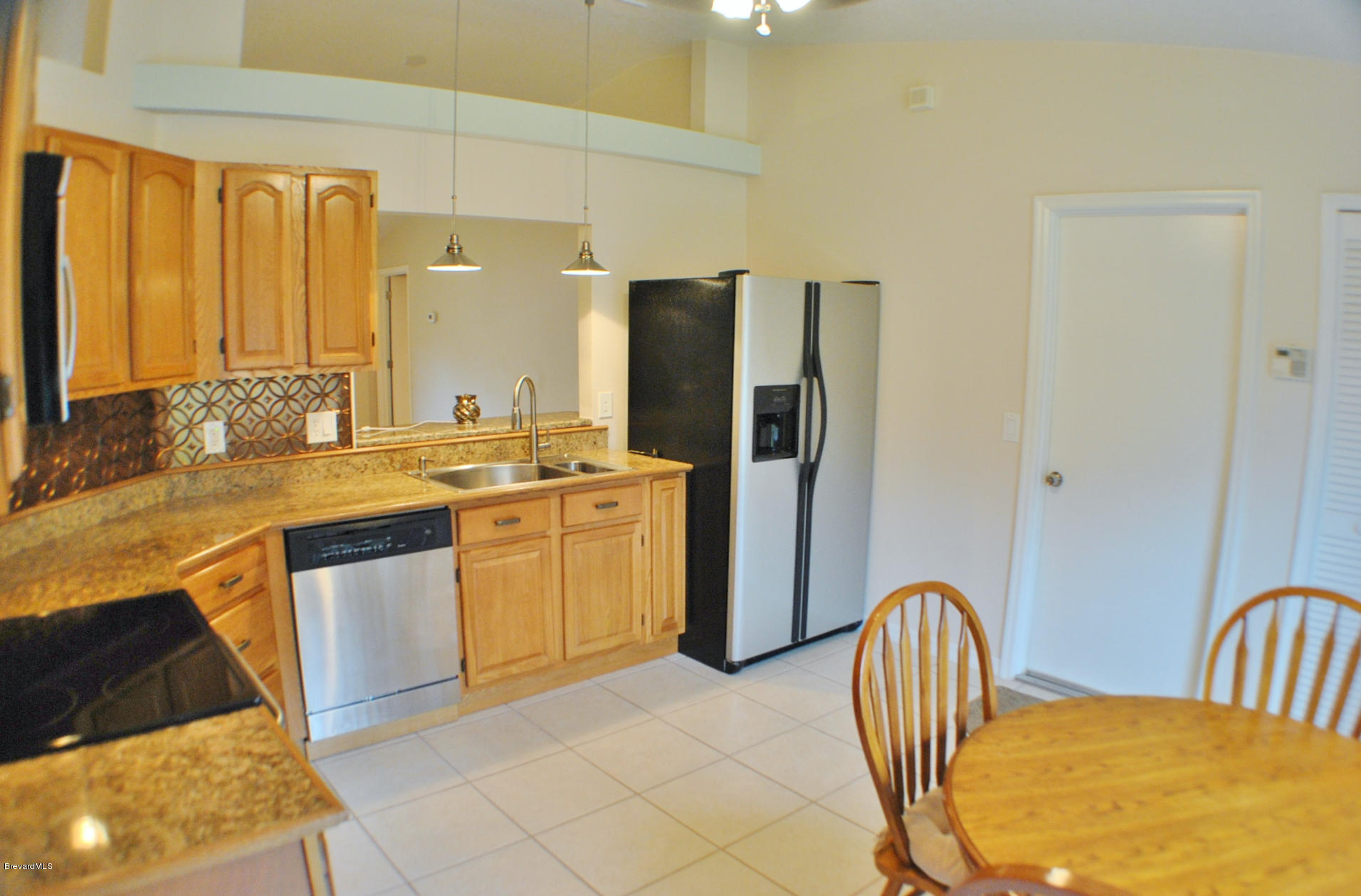 6872 Dodge Road Cocoa, FL 32927 - Photo 8 of 36 Kitchen