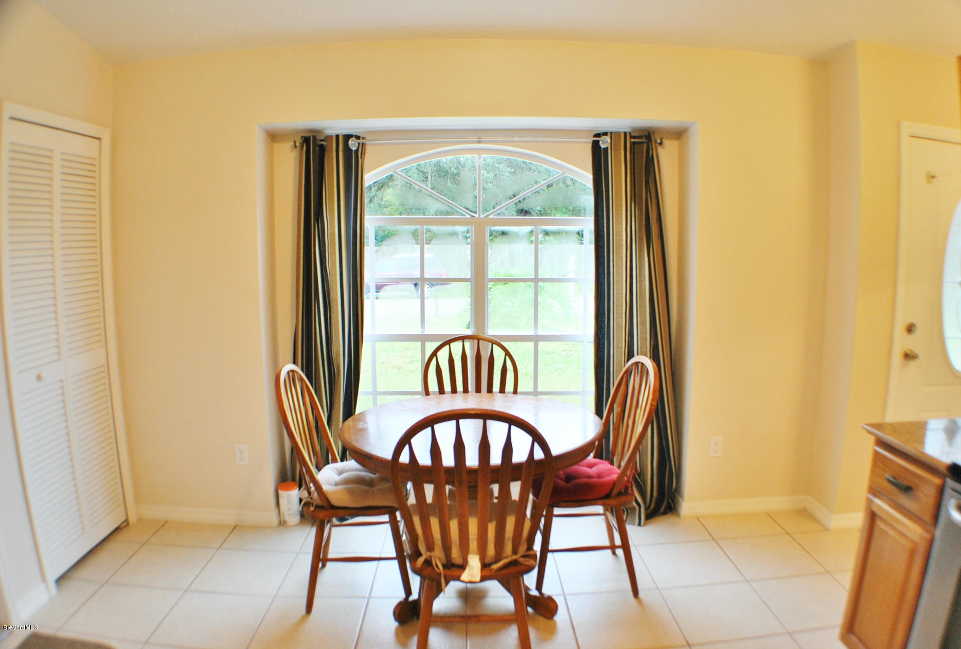6872 Dodge Road Cocoa, FL 32927 - Photo 9 of 36 Dining Area
