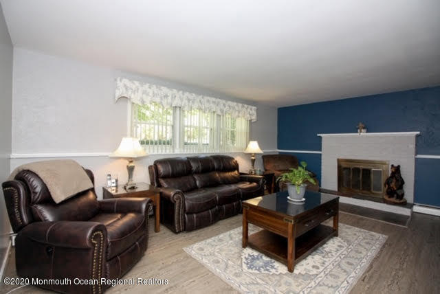 407 Tennent Road Morganville, NJ 07751 - Photo 9 of 27 Family Room
