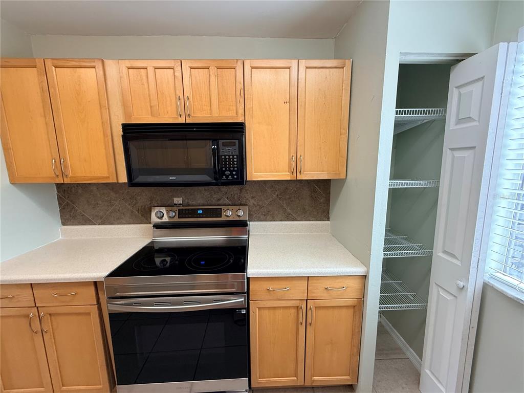 6519 West Newberry Road, Unit 305 Gainesville, FL 32607 - Photo 4 of 24 Gallery Image 4
