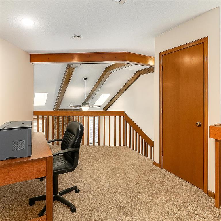 12031 Hemlock Street Overland Park, KS 66213 - Photo 14 of 24