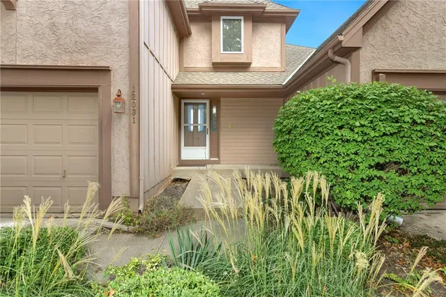$324,900 | 12031 Hemlock Street, Overland Park, KS 66213
