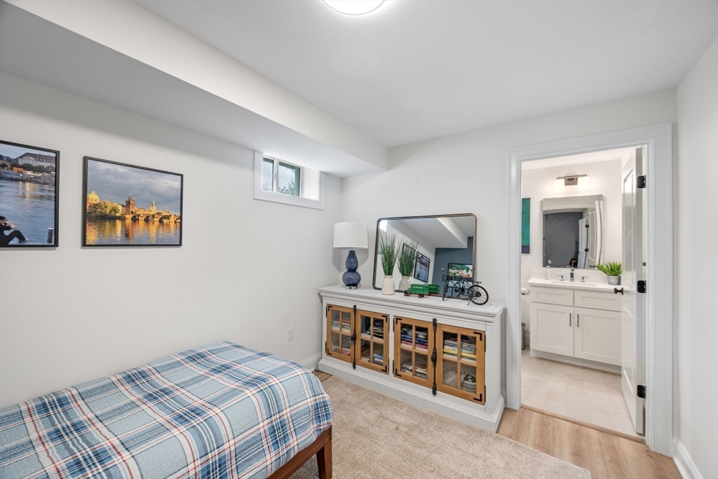 4 Talbot Lane, Unit 4 Reading, MA 01867 - Photo 32 of 37 Gallery Image 32