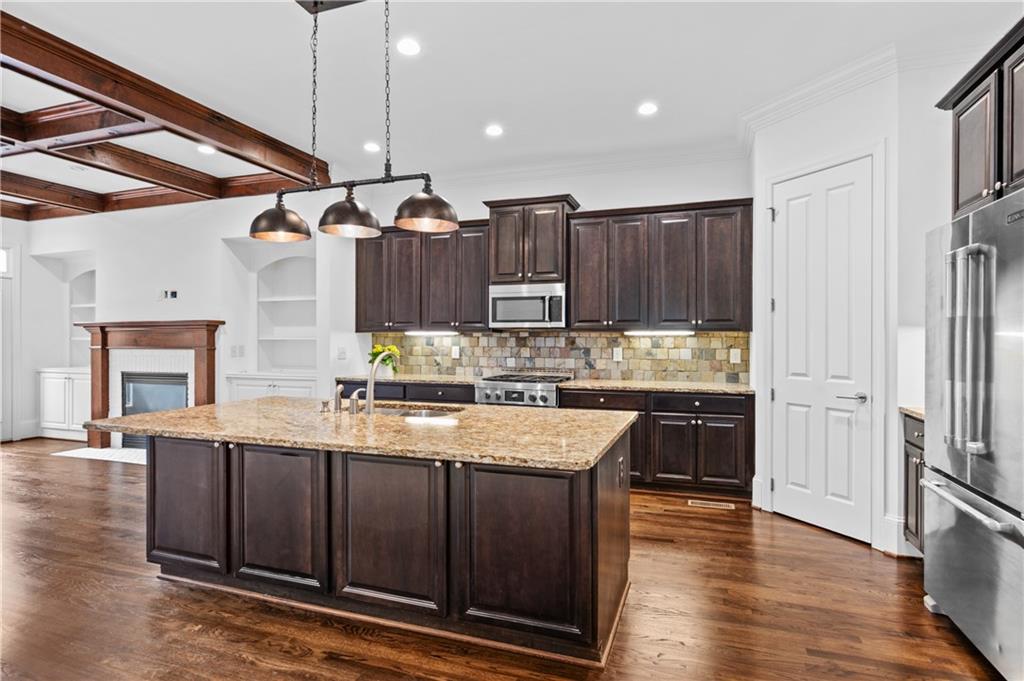 3681 Manor Brook Terrace Atlanta, GA 30319 - Photo 6 of 22