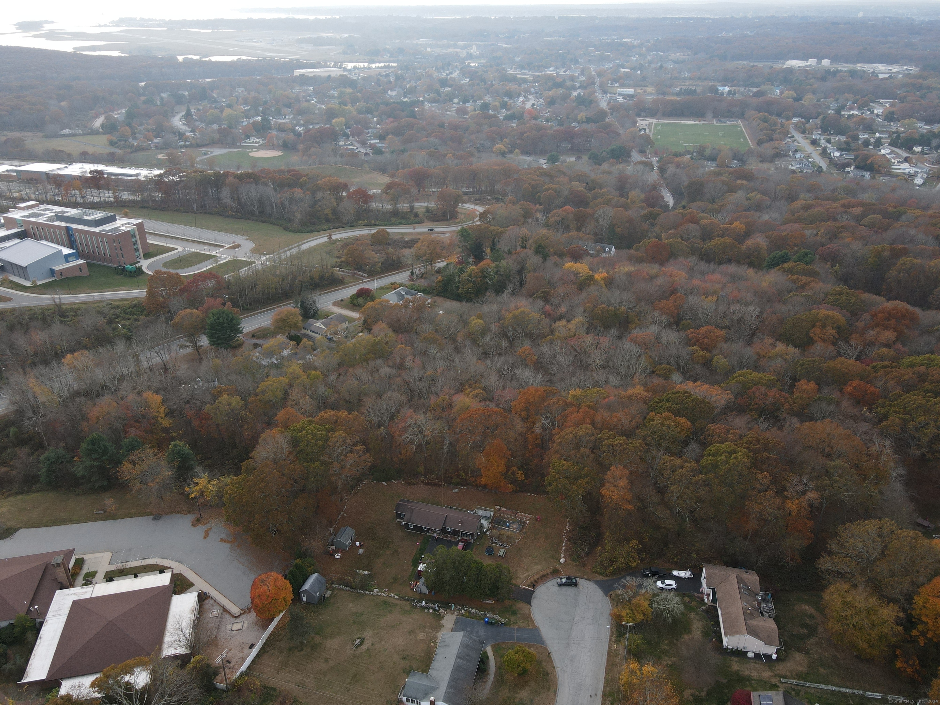 3 Fort Hill Road Groton, CT 06340 - Photo 7 of 13