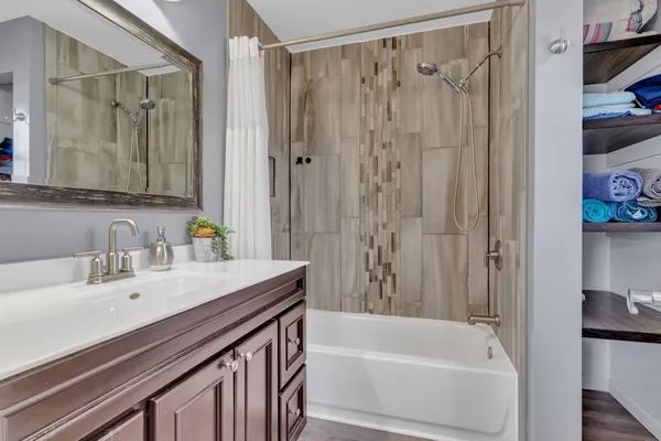 $370,000 | 409 Boulder Street Southwest, Hutchinson, MN 55350