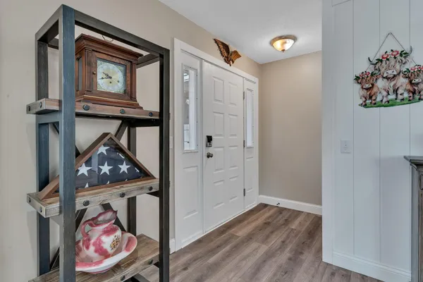 $370,000 | 409 Boulder Street Southwest, Hutchinson, MN 55350