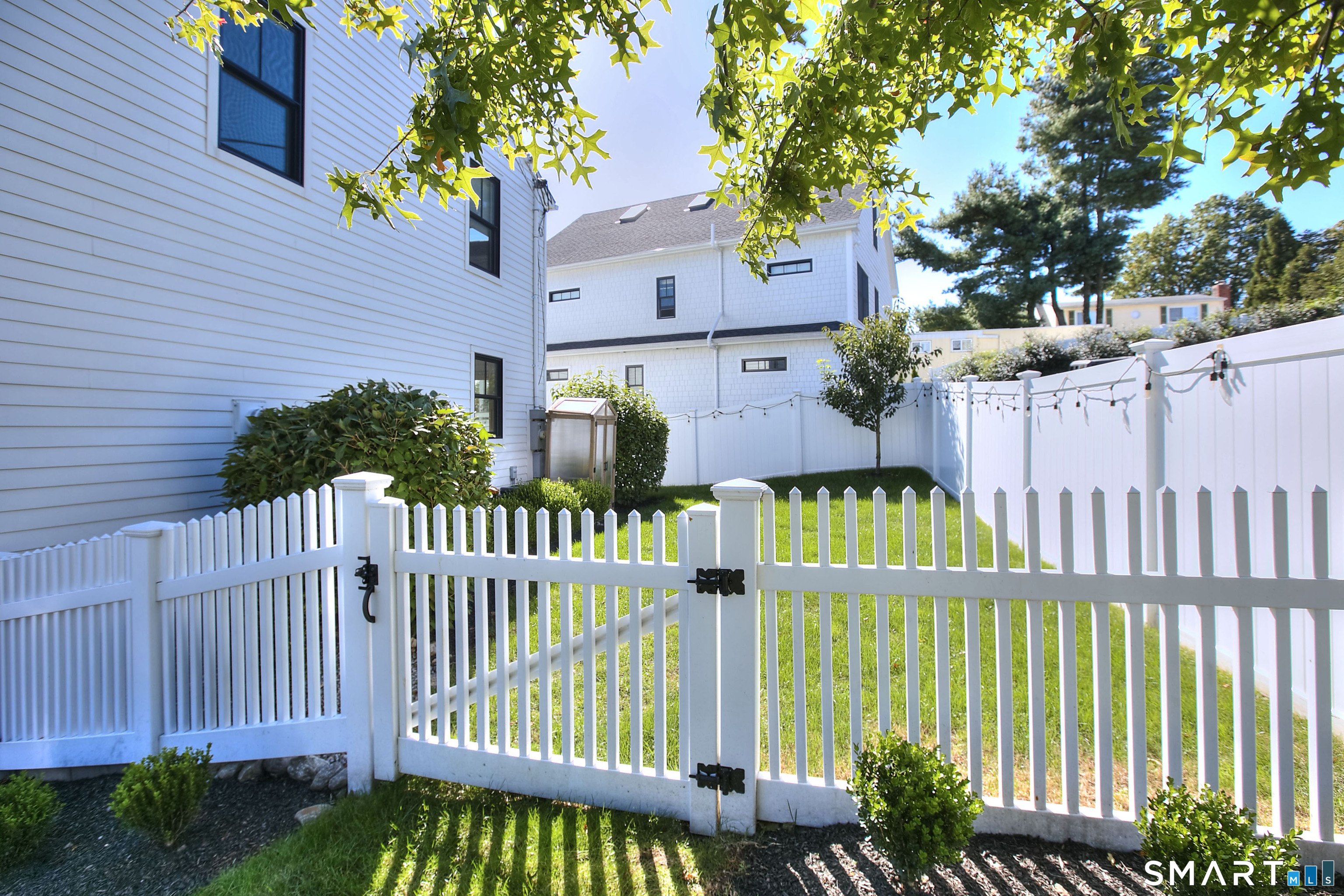 1 Sunrise Road, Unit B Westport, CT 06880 - Photo 33 of 39 Gallery Image 33