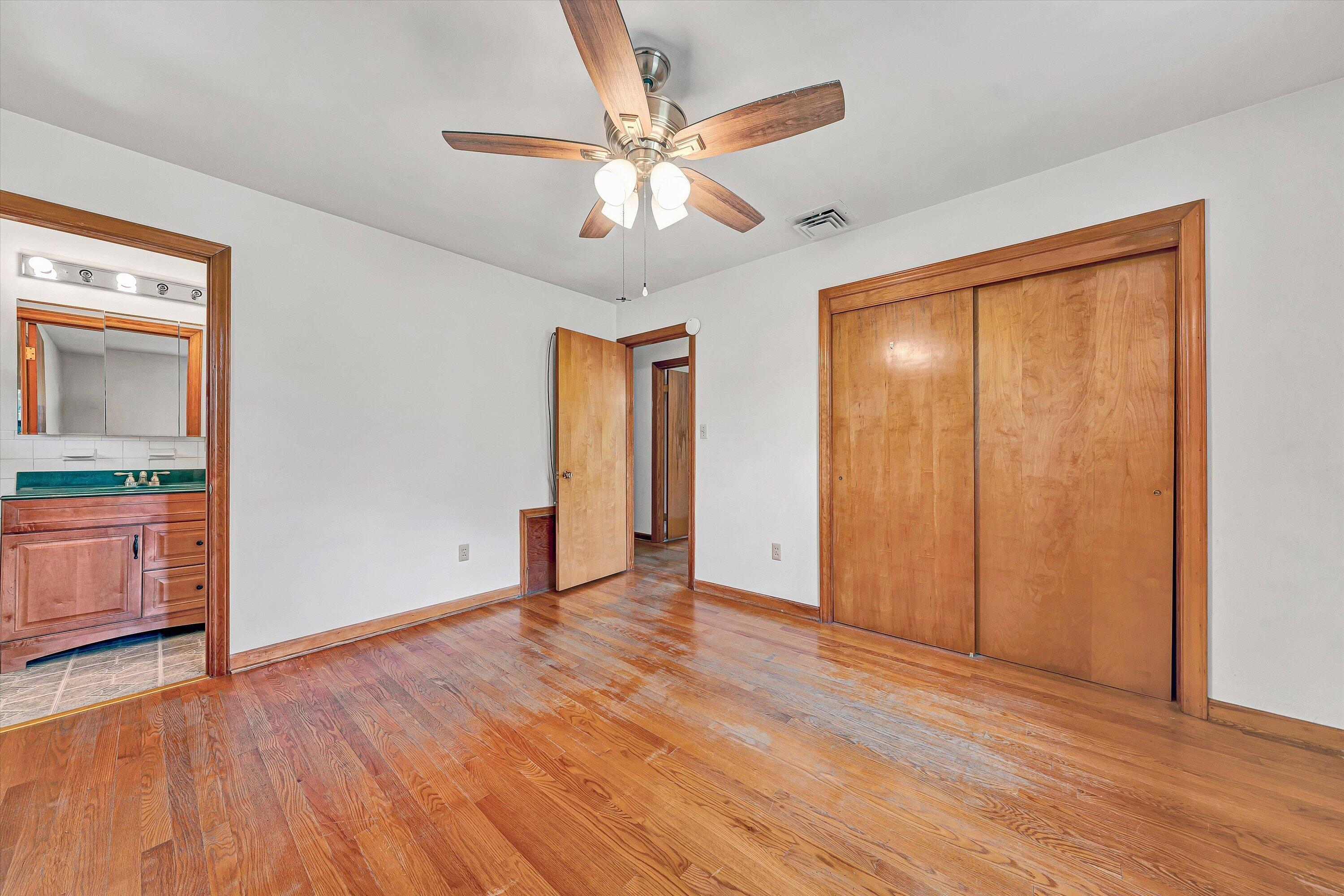 4506 Rosecrest Road Roanoke, VA 24018 - Photo 22 of 49 26-DSC00151