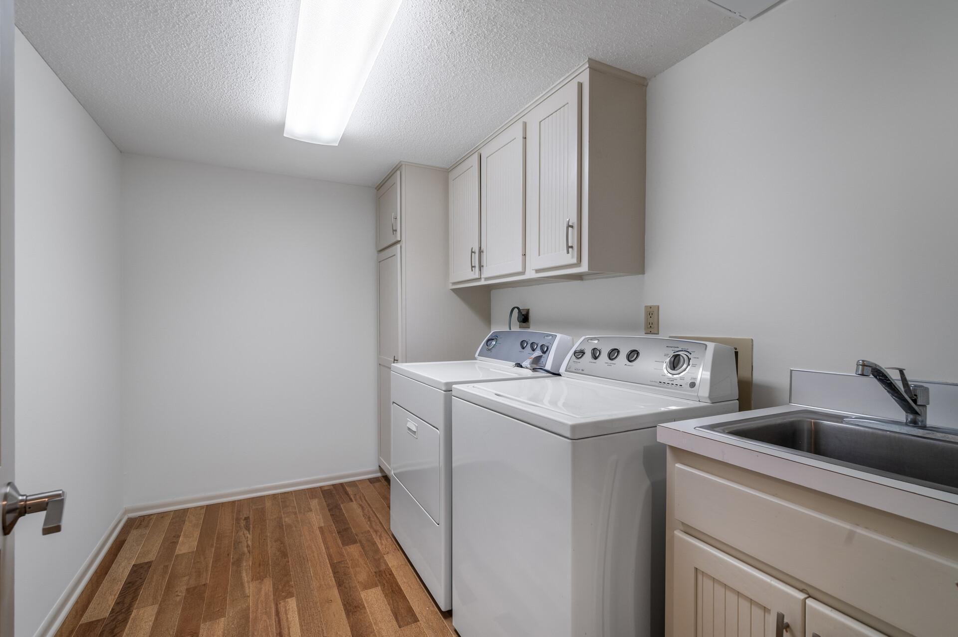 3020 St Albans Mill Road, Unit 210 Minnetonka, MN 55305 - Photo 24 of 59 Gallery Image 24