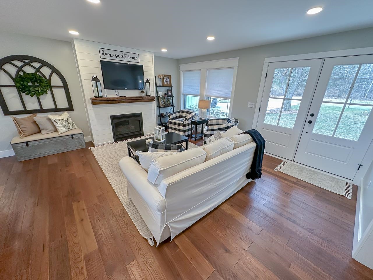 4452 North Lewis Road Coleman, MI 48618 - Photo 5 of 47 1931759-9a38f39e-ee9b-4eca-bdf6-2d21243c2f8d.JPG