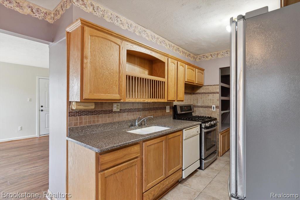 1615 Grove Road Ypsilanti, MI 48198 - Photo 8 of 25 Gallery Image 8
