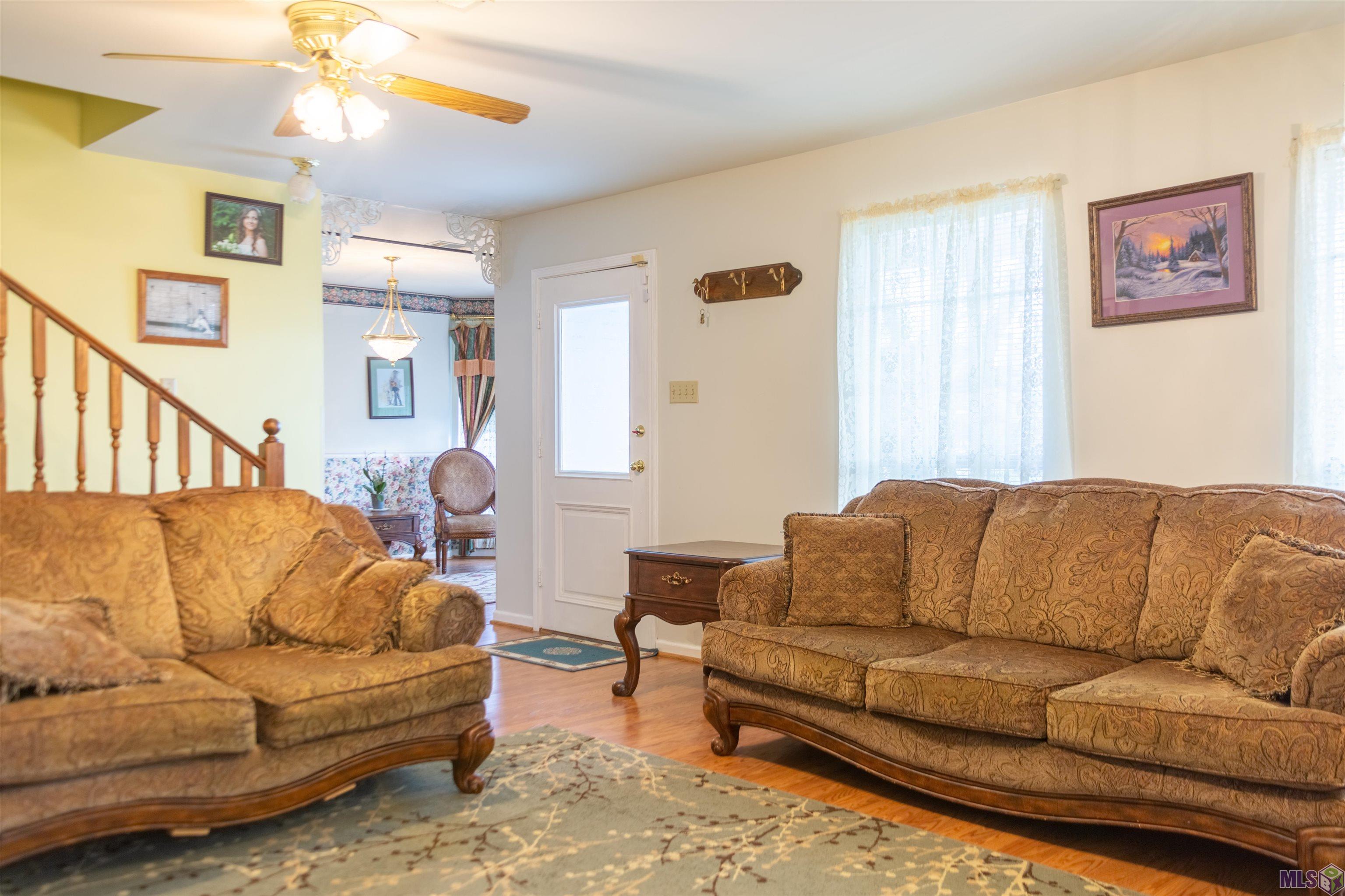 16839 Monitor Avenue Baton Rouge, LA 70817 - Photo 19 of 30 LIVING ROOM