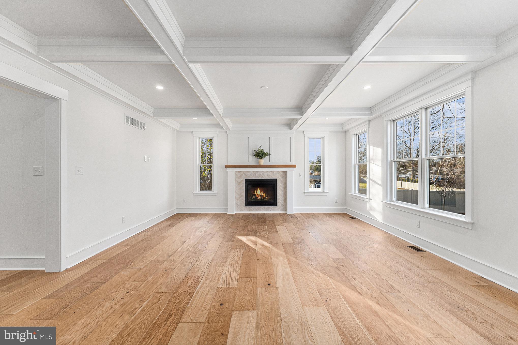 409 West Butler Pike Ambler, PA 19002 - Photo 11 of 39