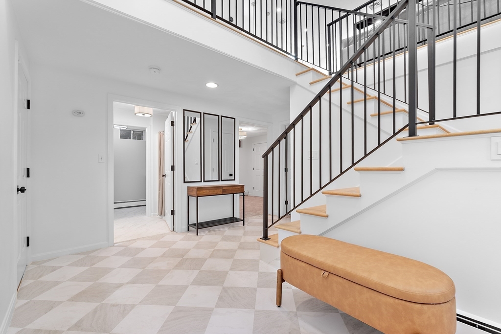 25 Dexter Road Melrose, MA 02176 - Photo 5 of 42