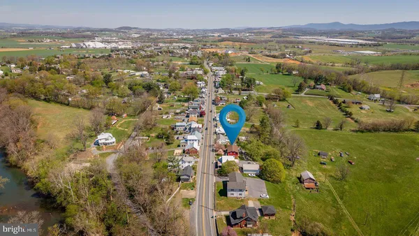 $345,000 | 522 South Main Street, Mount Crawford, VA 22841