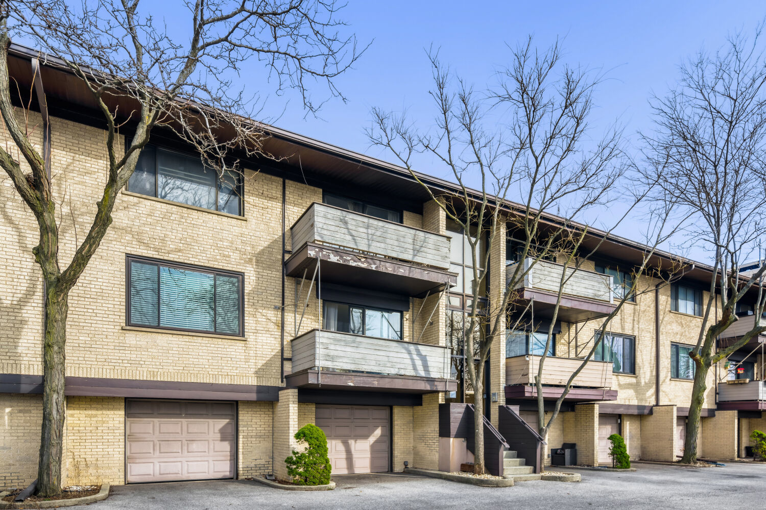 1710 Dempster Street, Unit B Park Ridge, IL 60068 - Photo 1 of 27 a view of a house with a street
