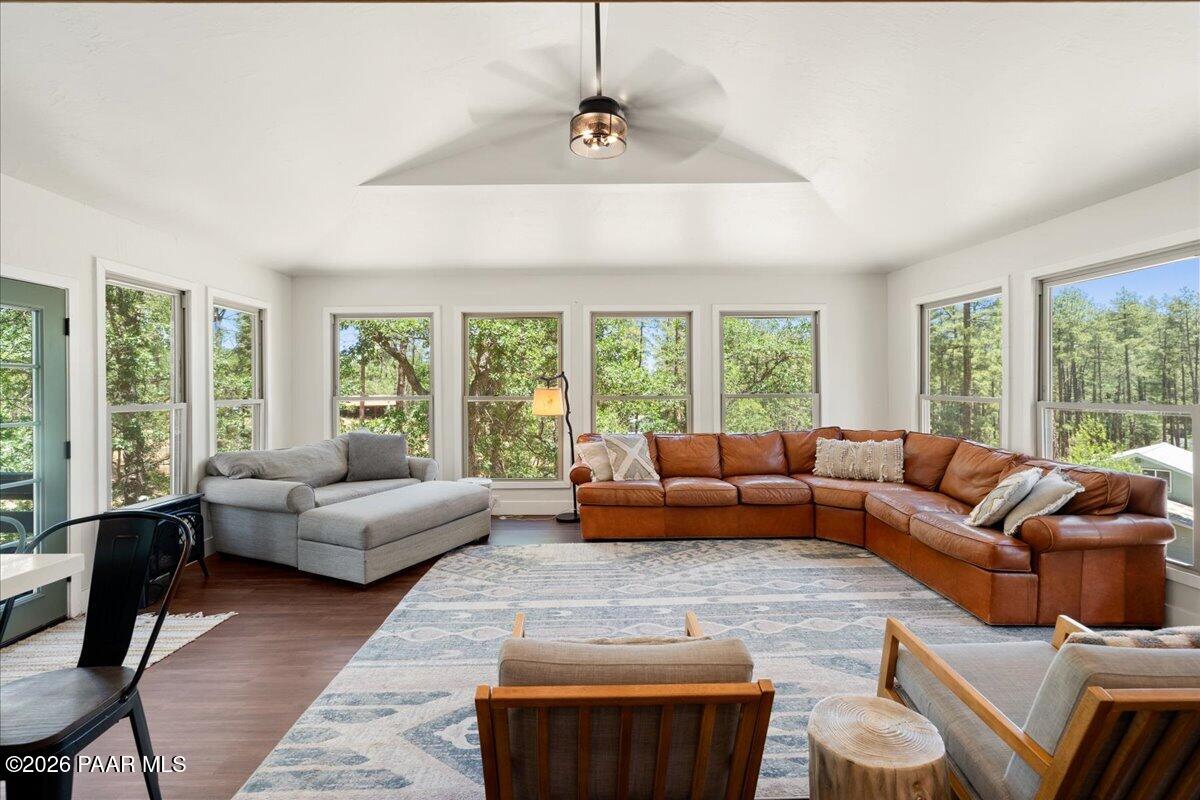 5979 Dearing Road Prescott, AZ 86305 - Photo 14 of 41 09-Living Room