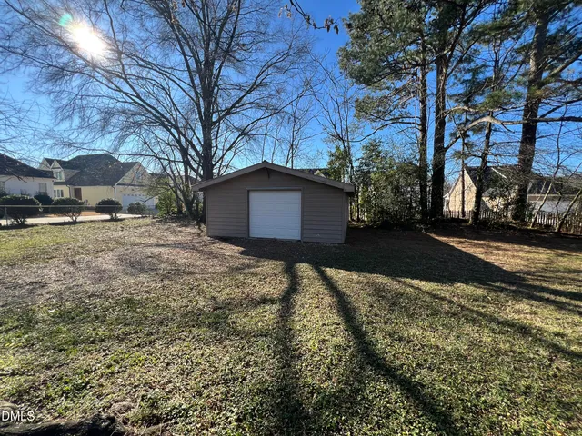 $1,900 | 416 Culvert Street, Apex, NC 27502