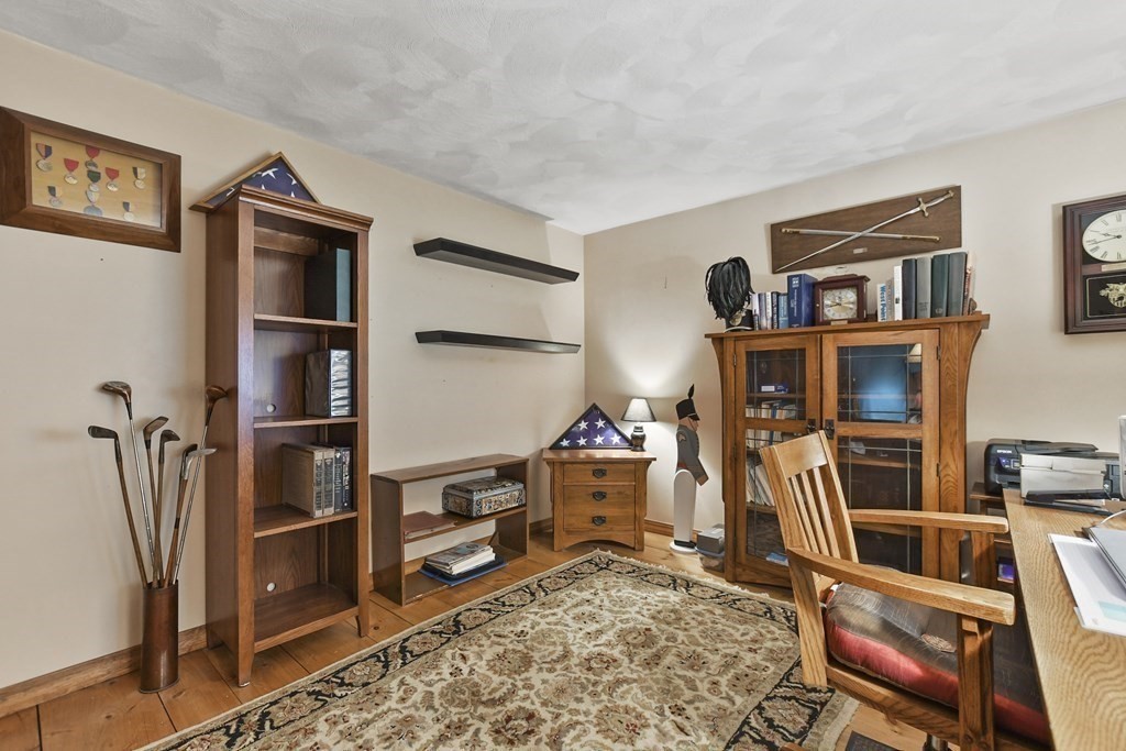 259 Hollis Road Lunenburg, MA 01462 - Photo 20 of 39 a view of an entryway with workspace