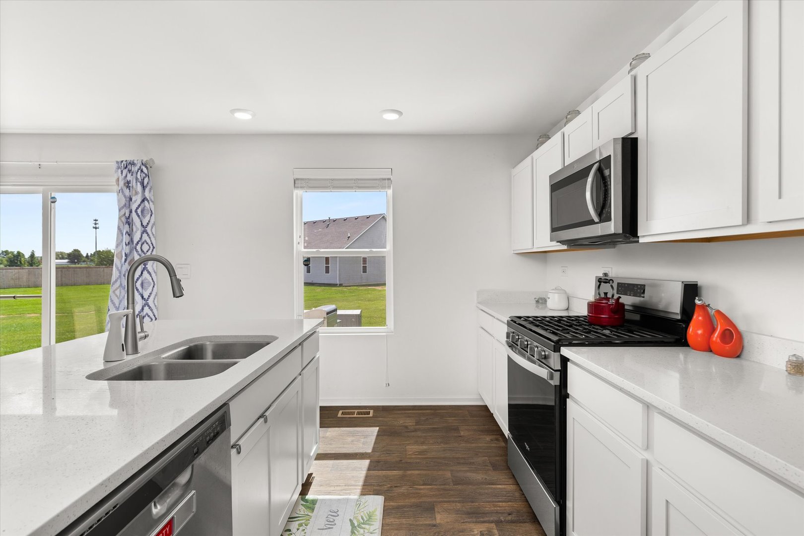 6616 Hadrian Drive Joliet, IL 60431 - Photo 14 of 41