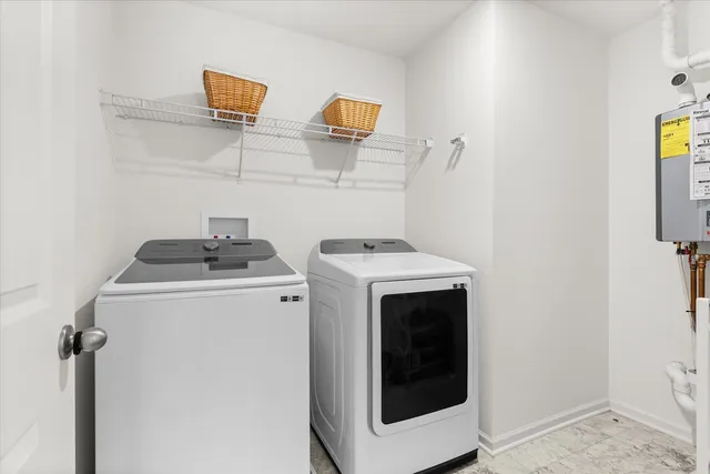 $399,900 | 6616 Hadrian Drive, Joliet, IL 60431