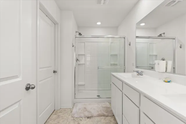 $399,900 | 6616 Hadrian Drive, Joliet, IL 60431