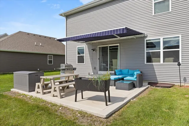 $399,900 | 6616 Hadrian Drive, Joliet, IL 60431