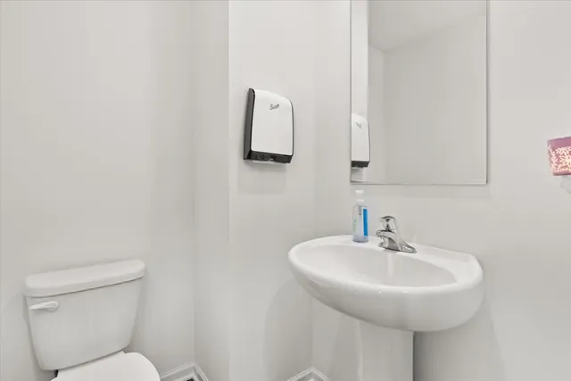 $399,900 | 6616 Hadrian Drive, Joliet, IL 60431